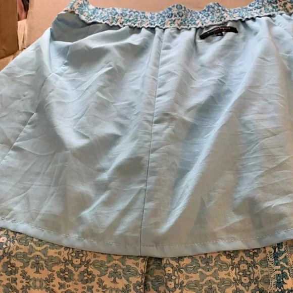 nanette lepore 100%  silk resort /summer skirt w deep slits at the front & back - Picture 5 of 8